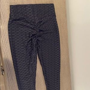 Booty leggings 😍😍